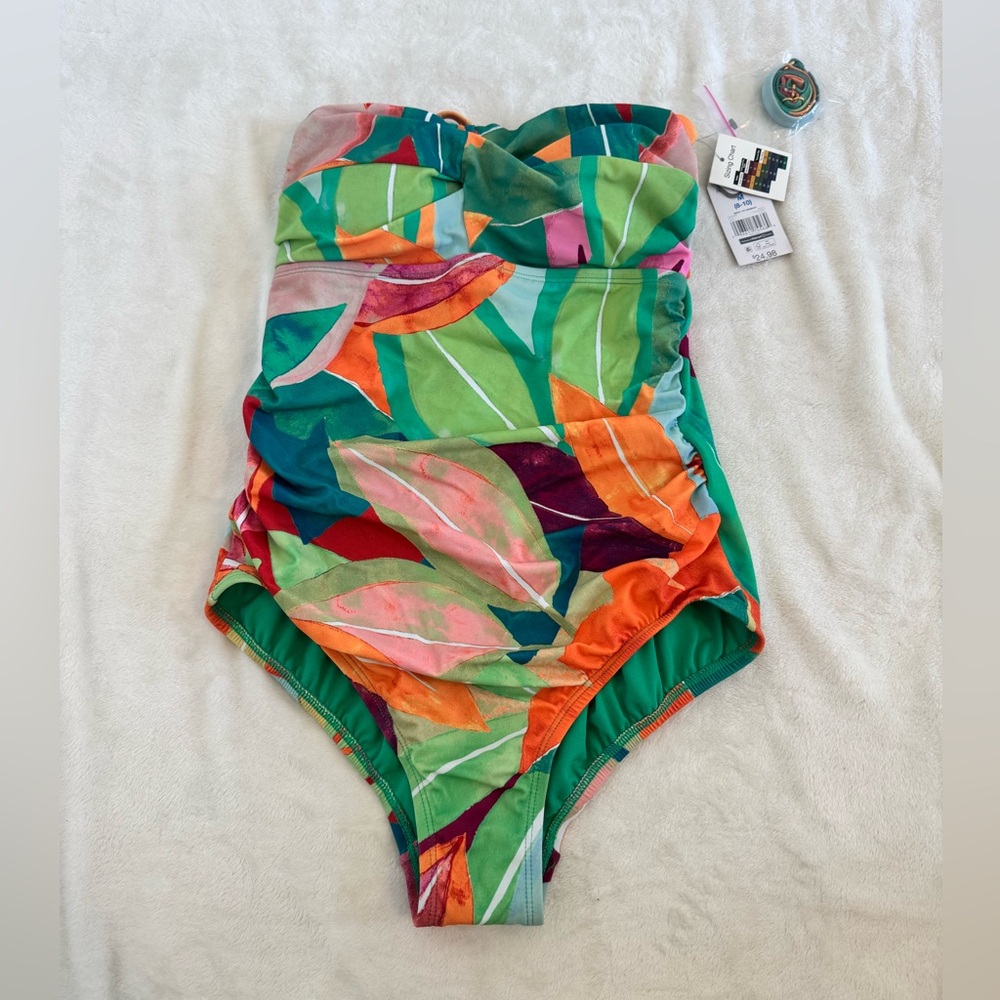 Time & Tru Size Medium (8-10) 1-Piece Bathing Suit New w/ tags. Green tropical.
